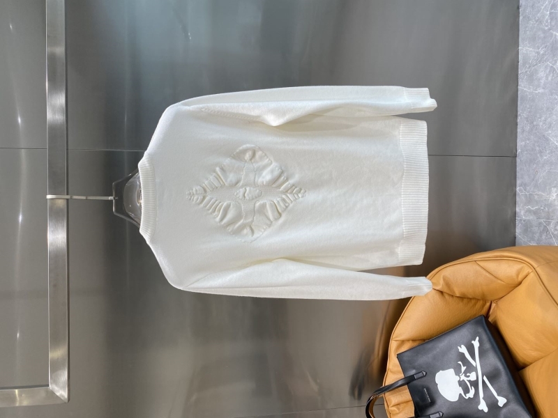 l0vis Vvtt0n sweater